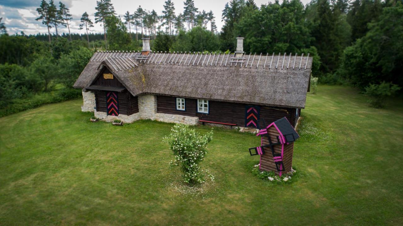 Sihi Country House Hiievalja Exterior photo