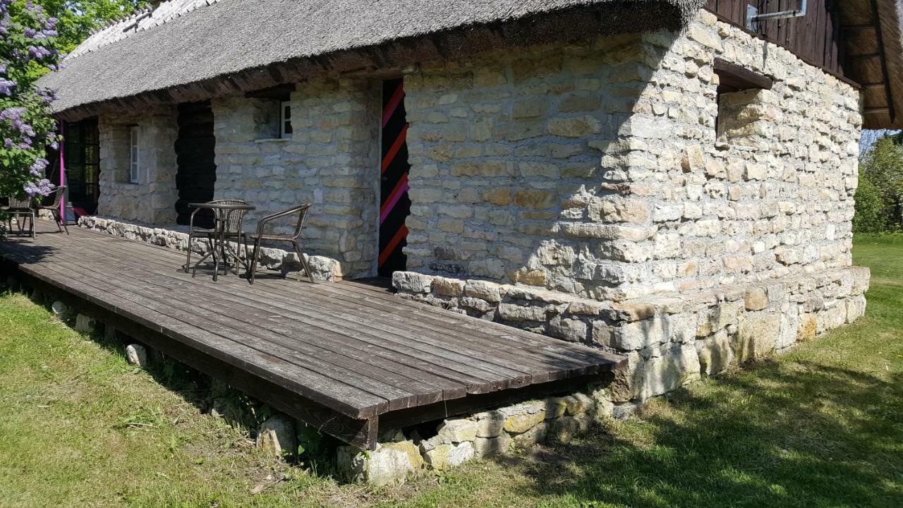 Sihi Country House Hiievalja Exterior photo