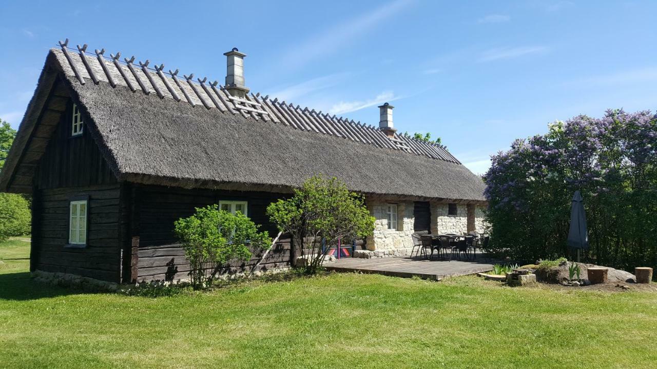 Sihi Country House Hiievalja Exterior photo